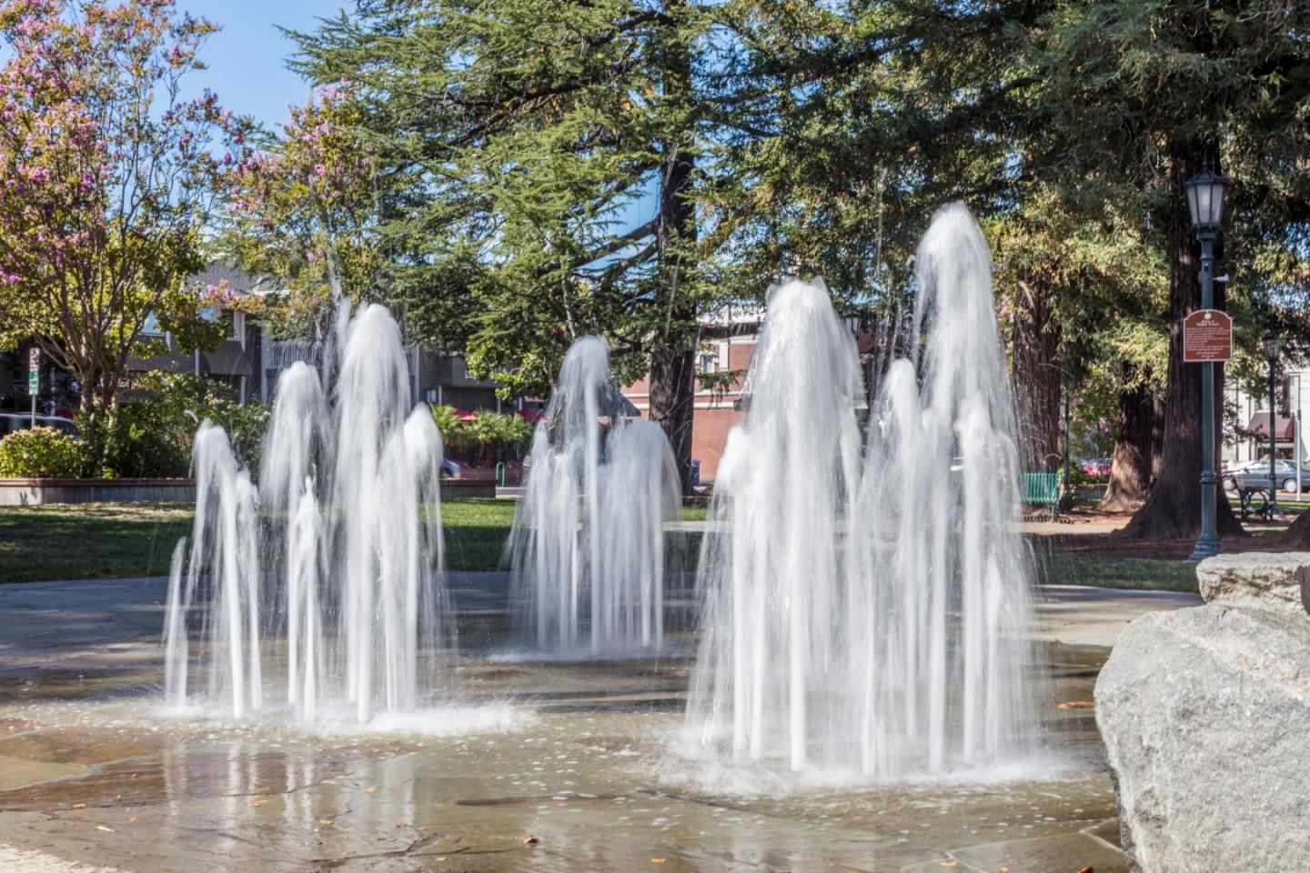 17660 Vineland Avenue