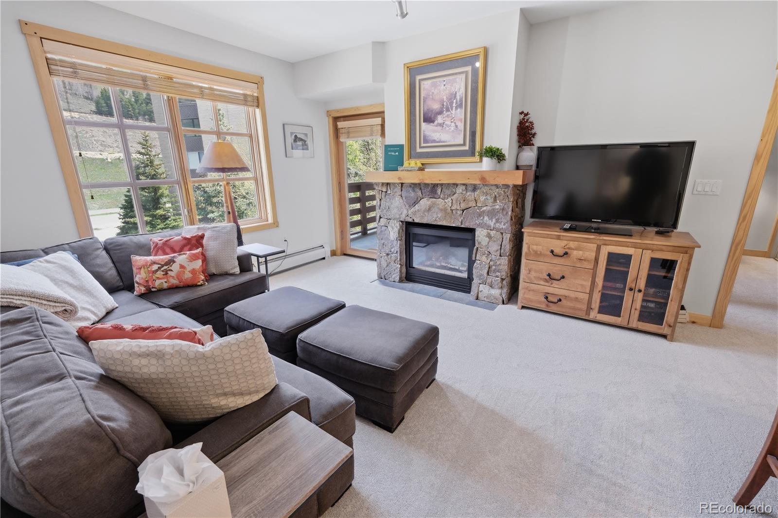 910 Copper Road Unit: 202