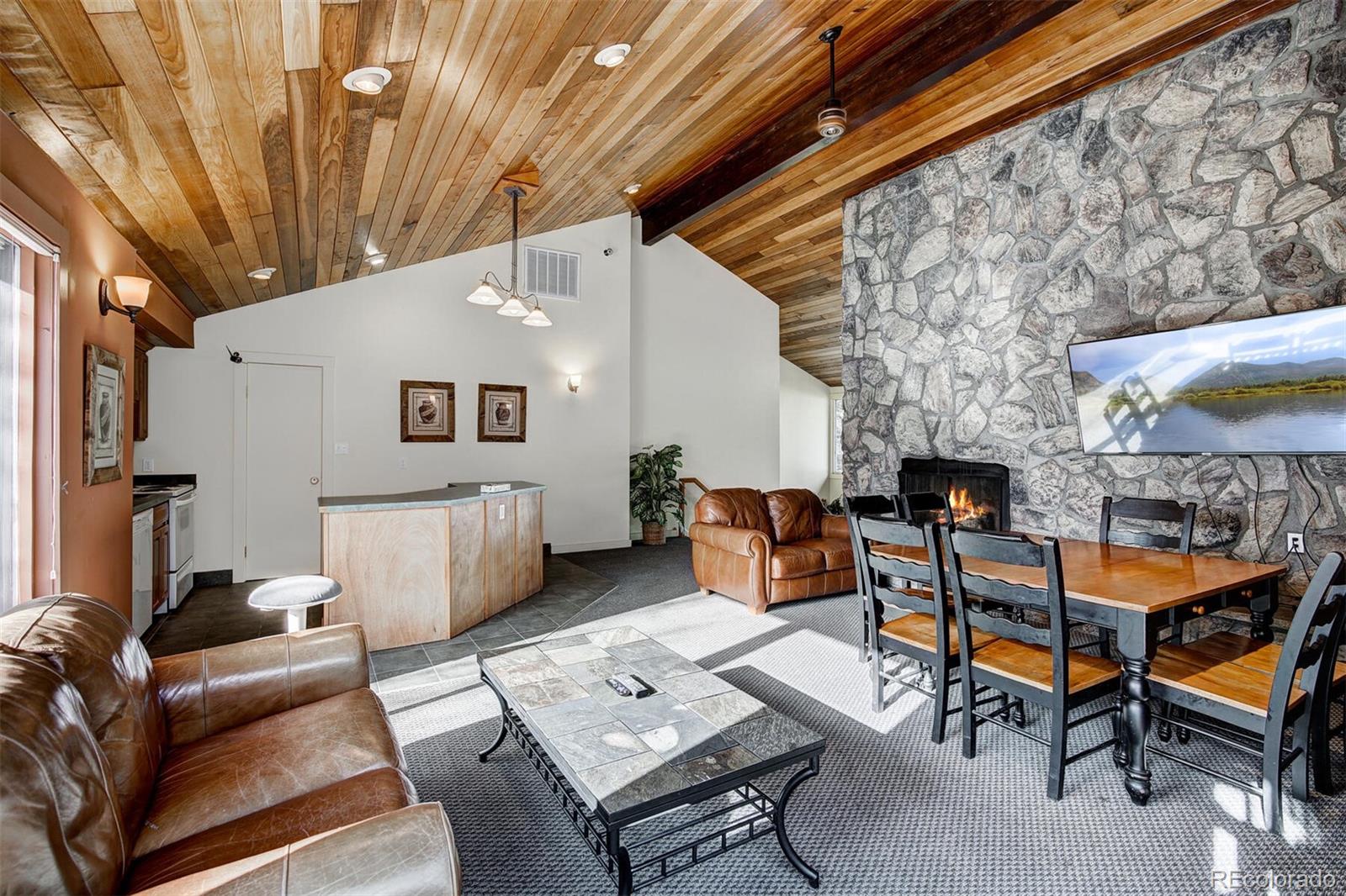 120 E La Bonte Street Unit: 306