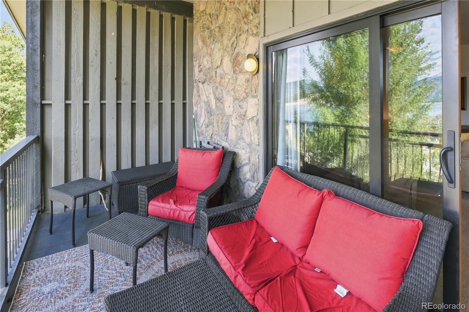120 E La Bonte Street Unit: 306