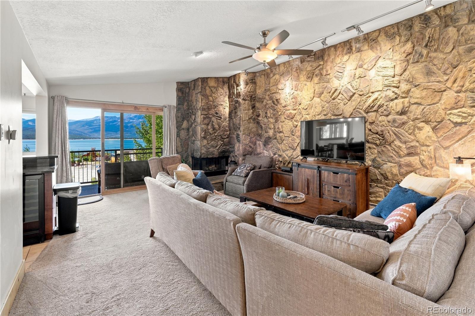 120 E La Bonte Street Unit: 306