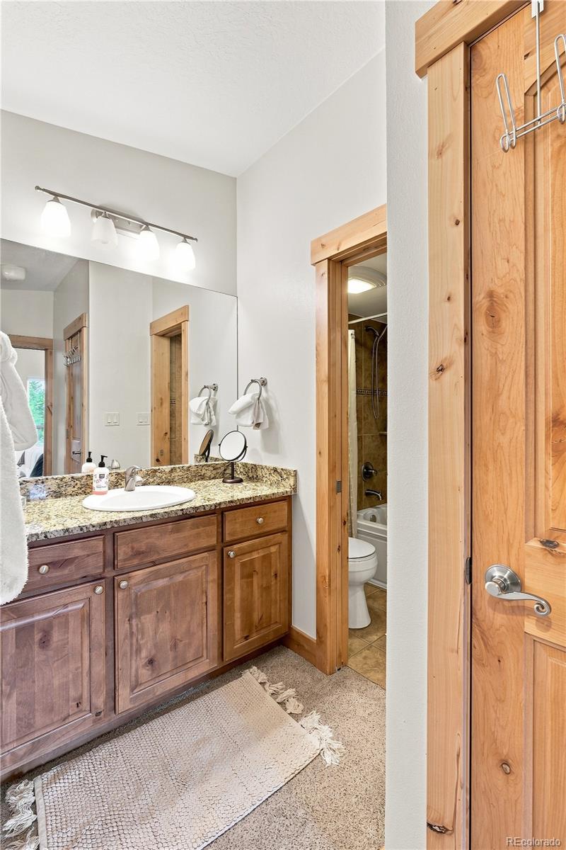 120 E La Bonte Street Unit: 306