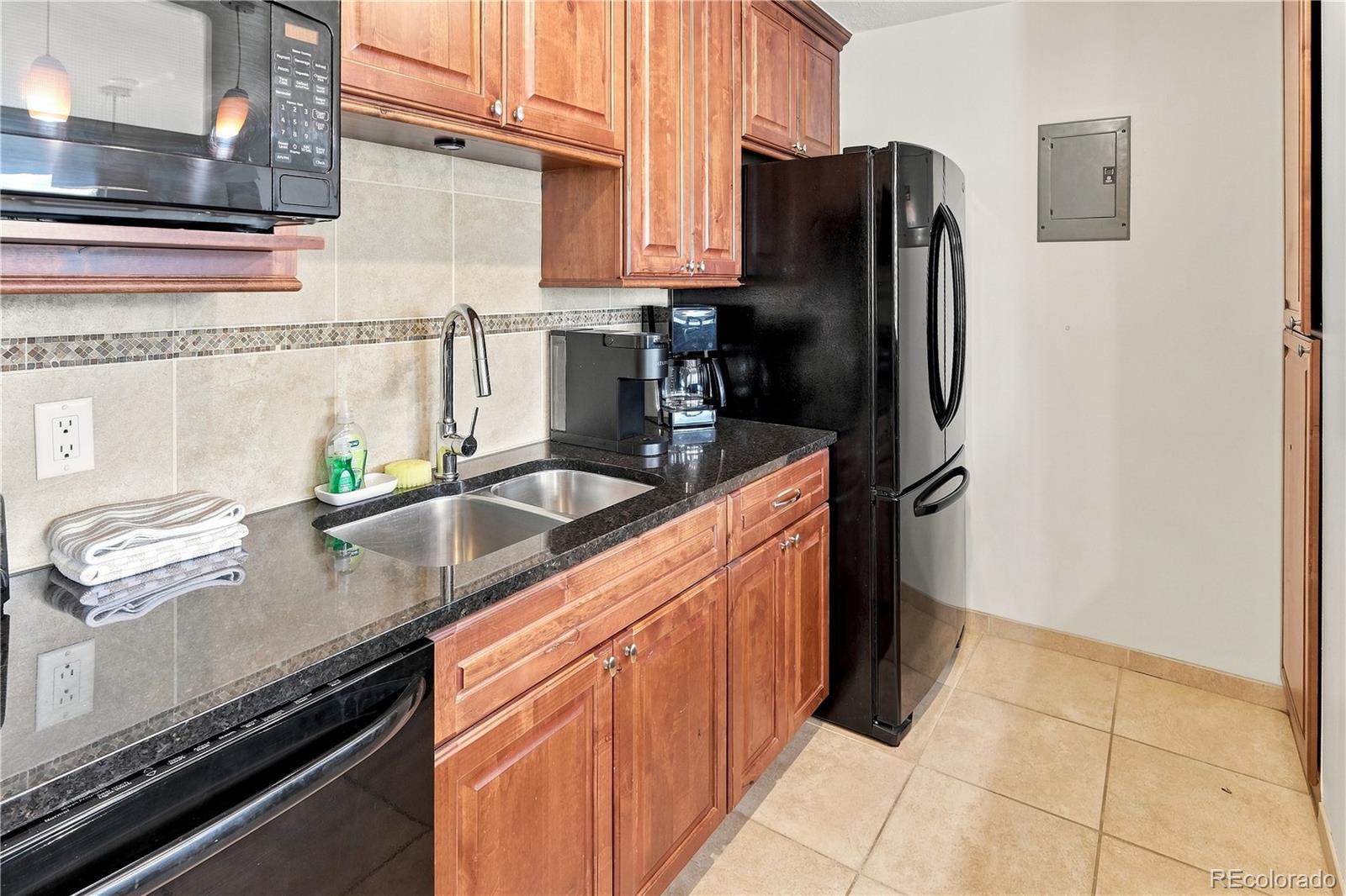 120 E La Bonte Street Unit: 306
