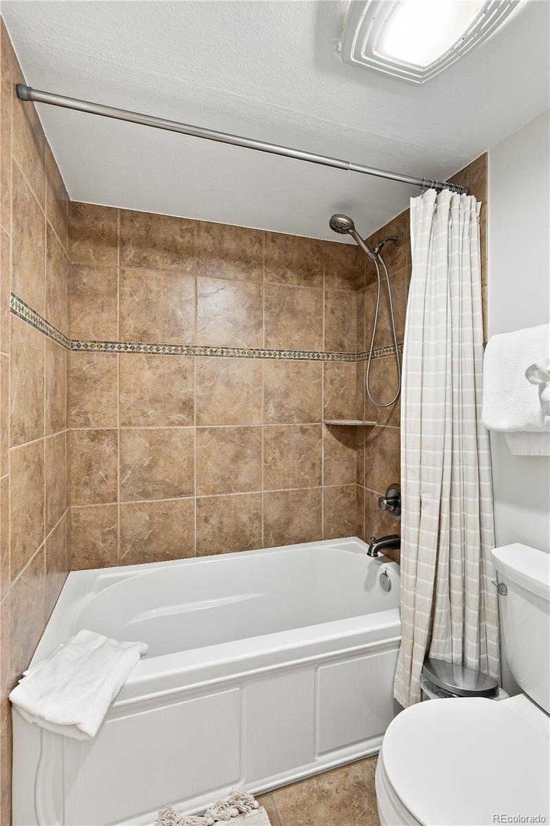 120 E La Bonte Street Unit: 306