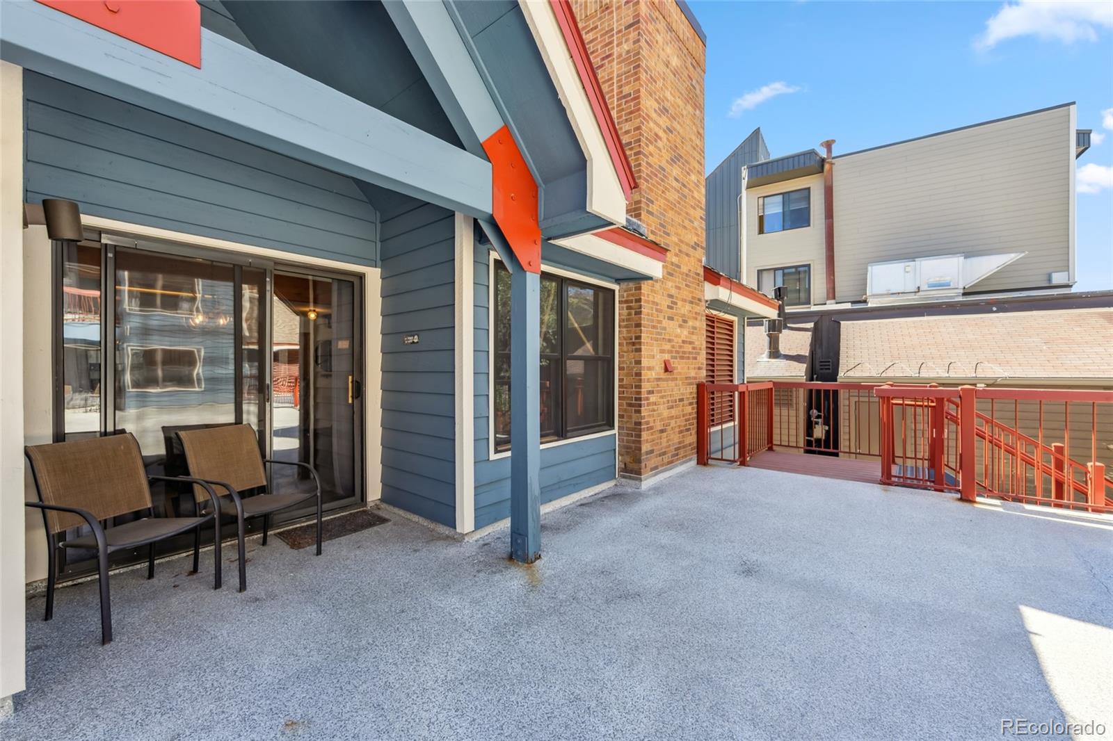100 S Park Avenue Unit: E202