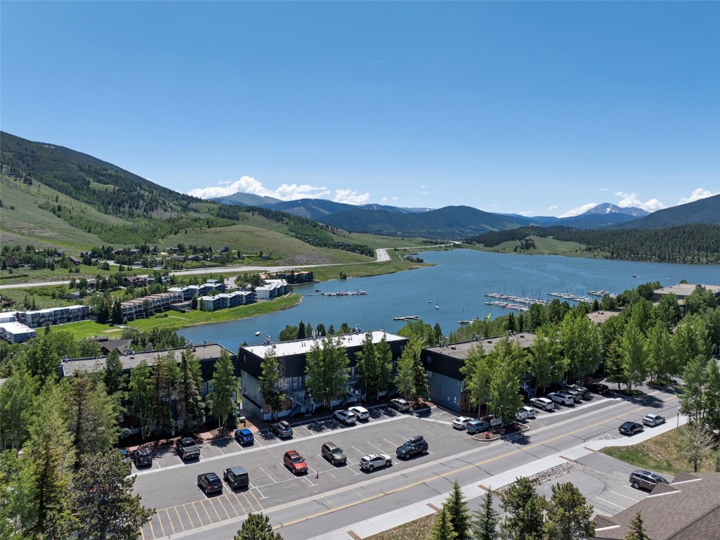 330 E La Bonte STREET 10