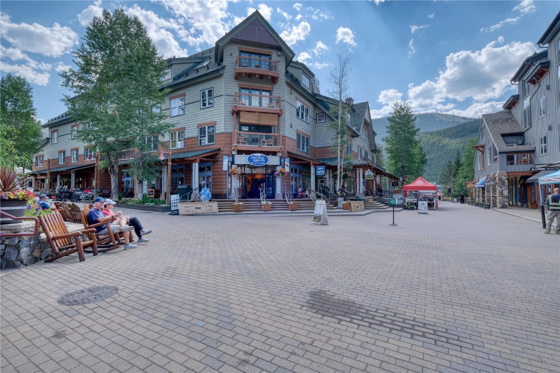 195 River Run ROAD 8013