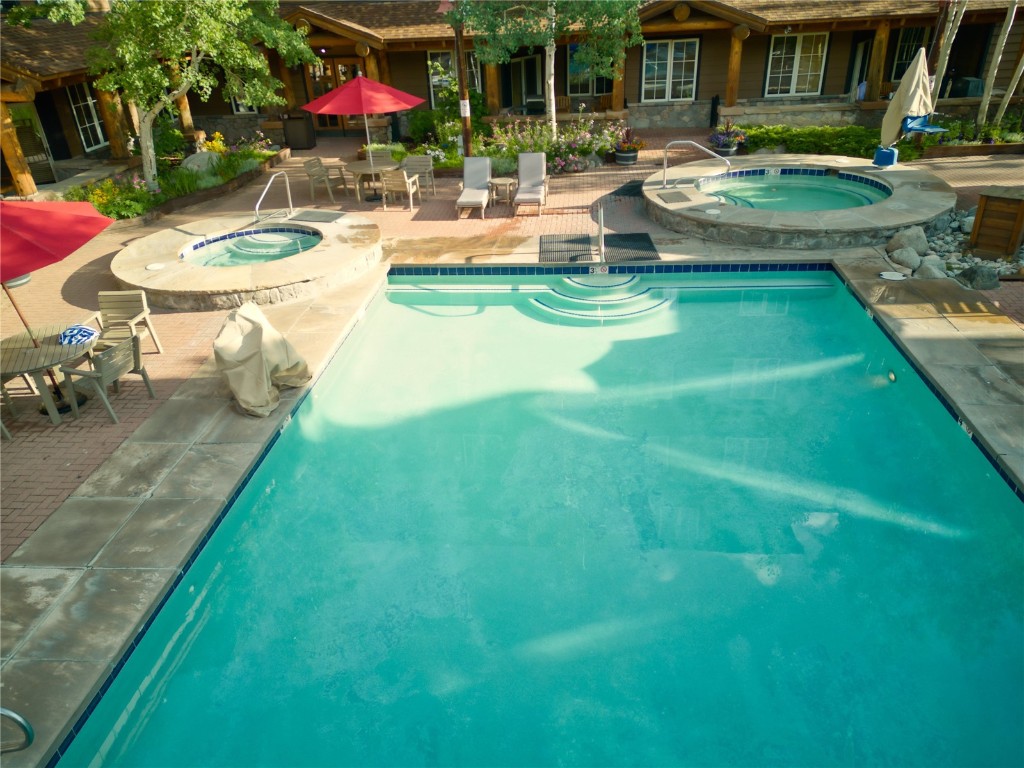 195 River Run ROAD 8013