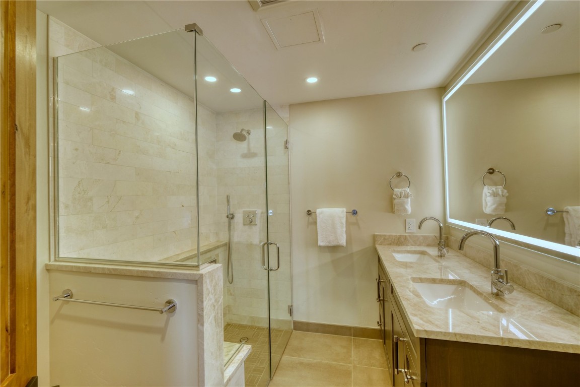 195 River Run ROAD 8013