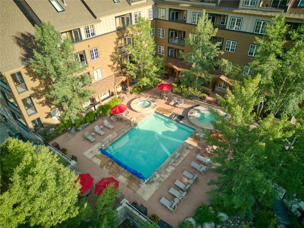 195 River Run ROAD 8013