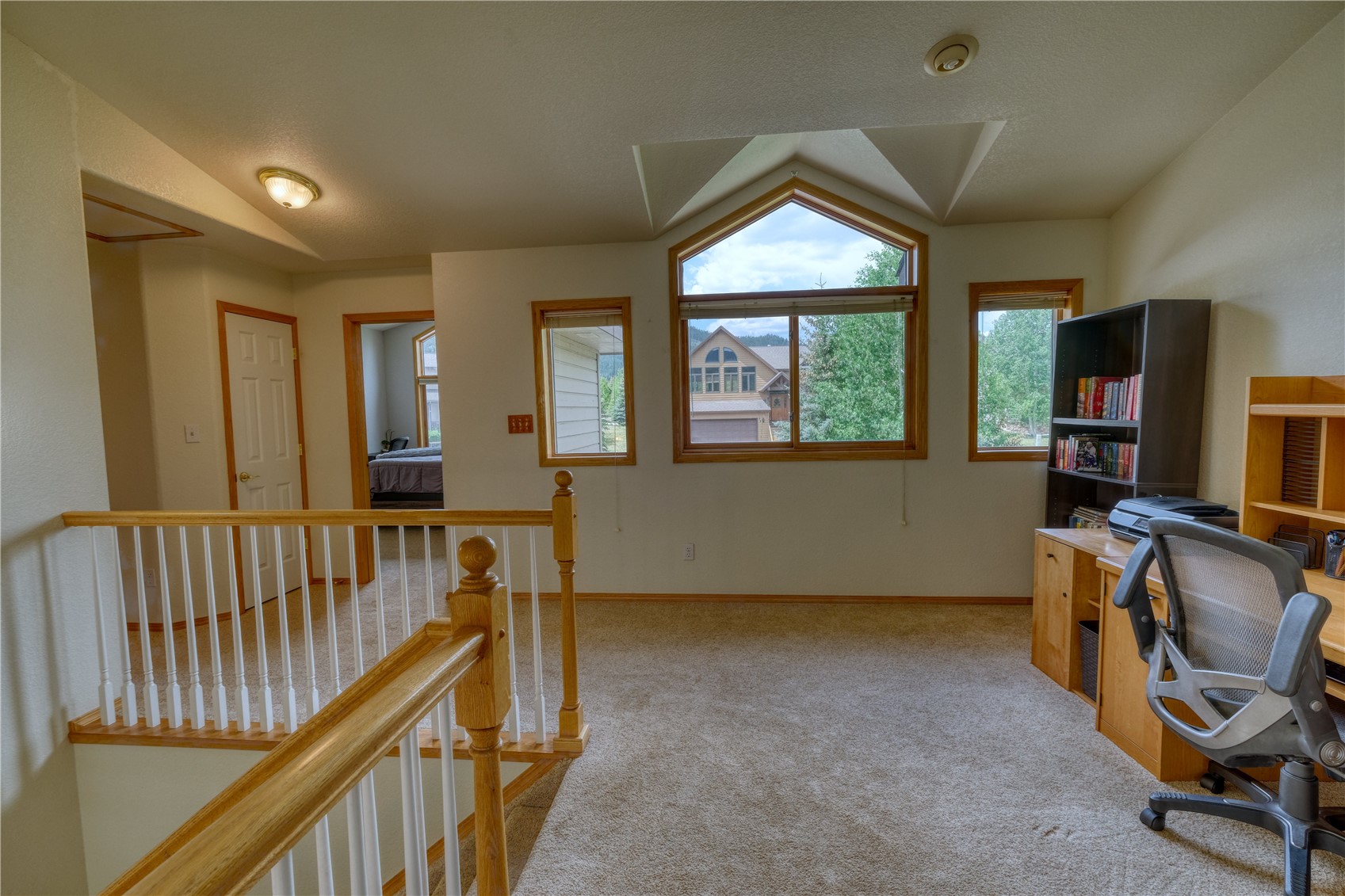 70 Lone Wolf COURT