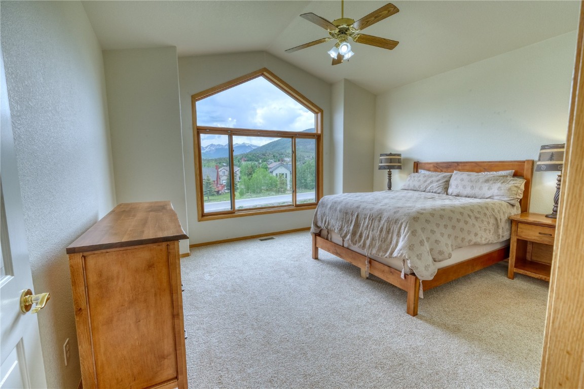 70 Lone Wolf COURT