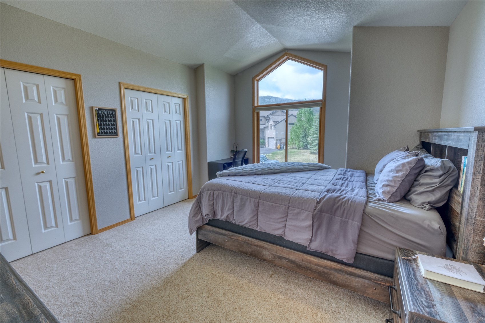 70 Lone Wolf COURT