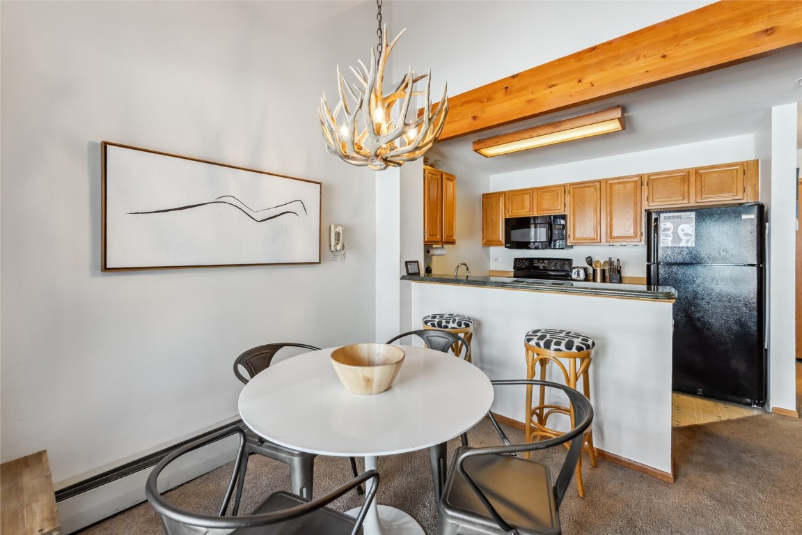 100 S Park AVENUE E202