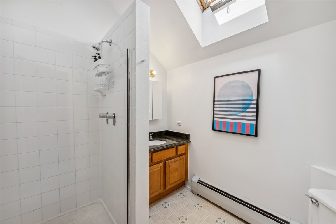 100 S Park AVENUE E202