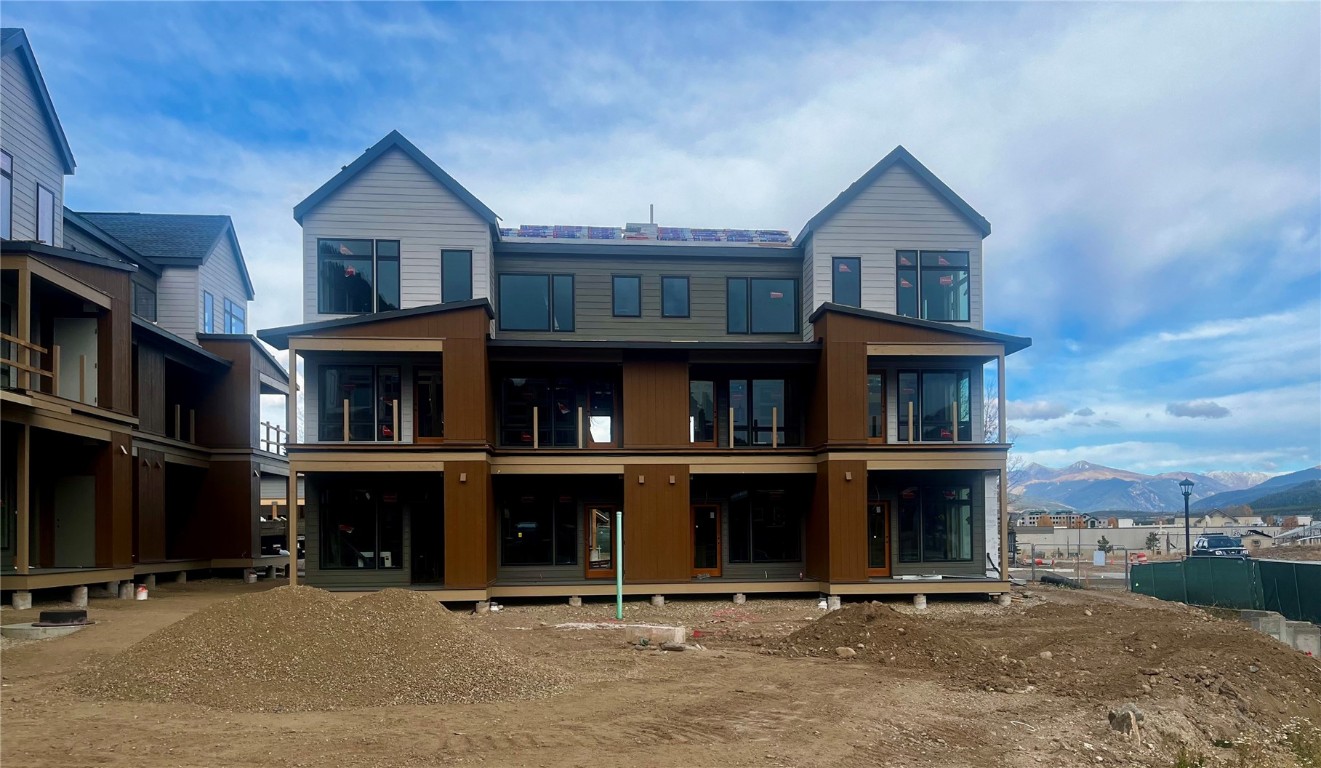 185 Lusher COURT 207