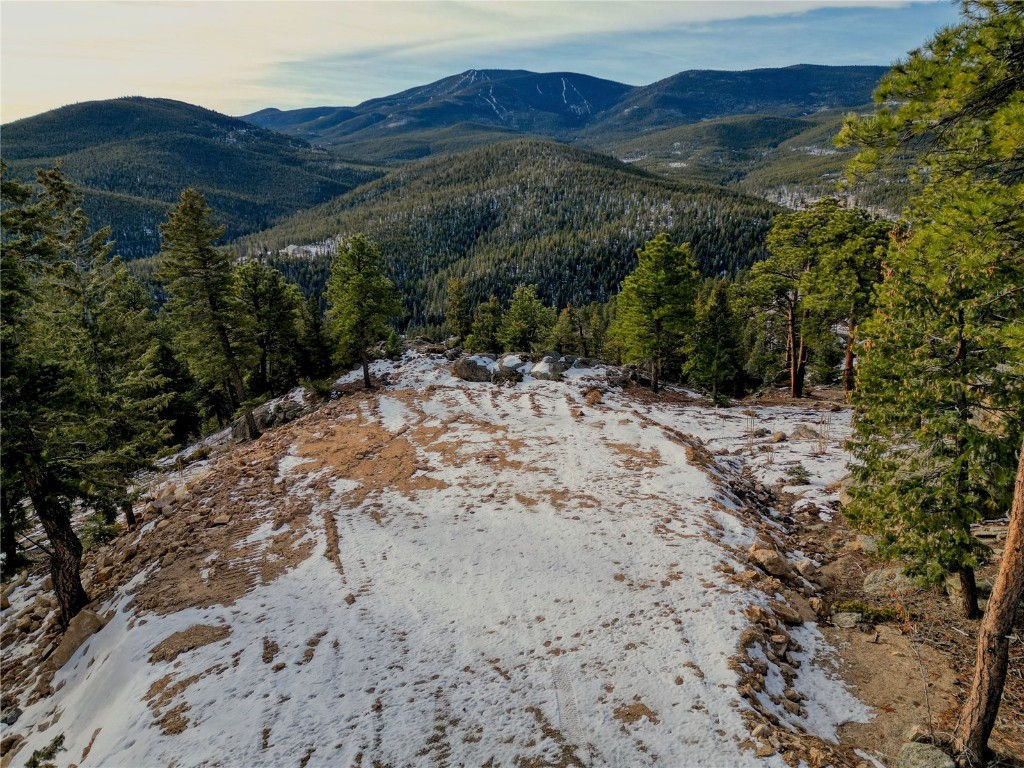 32764 Lodgepole CIRCLE