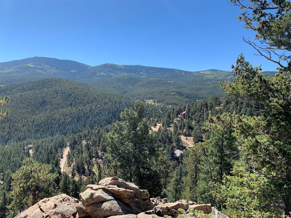 32764 Lodgepole CIRCLE