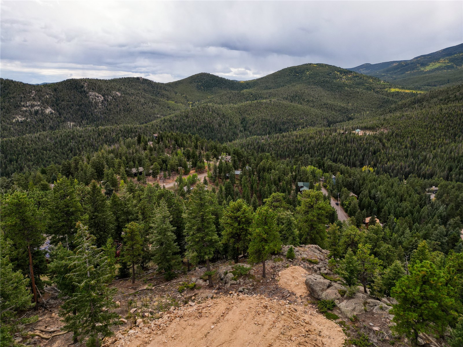 32764 Lodgepole CIRCLE