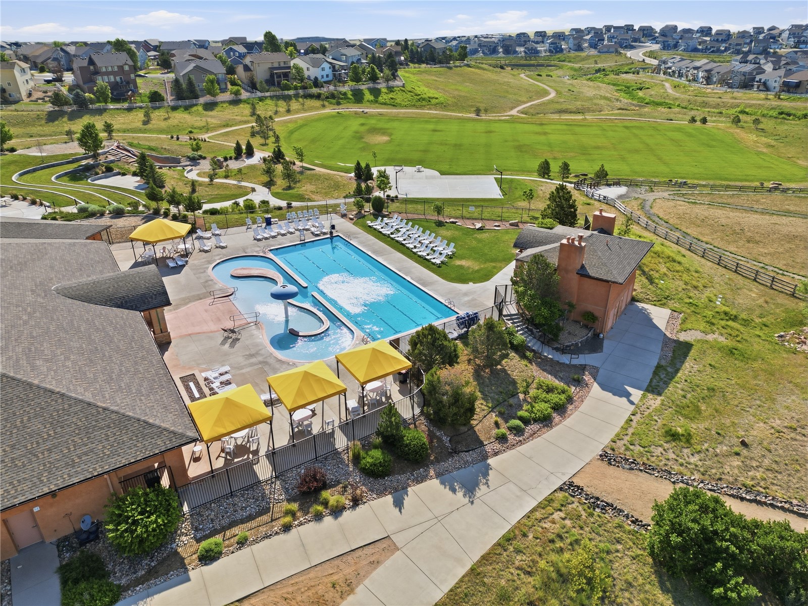 5910 Riesberg LANE