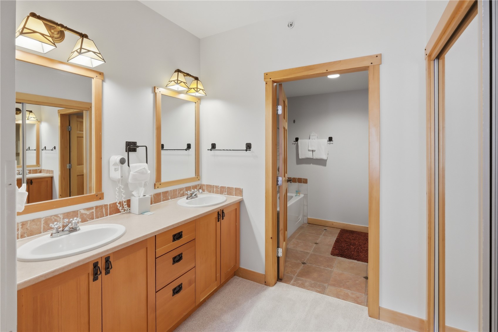 910 Copper ROAD 202