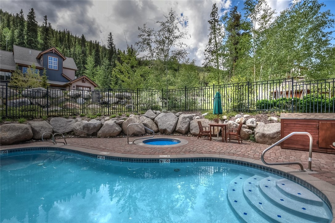 56 Wolf Rock ROAD