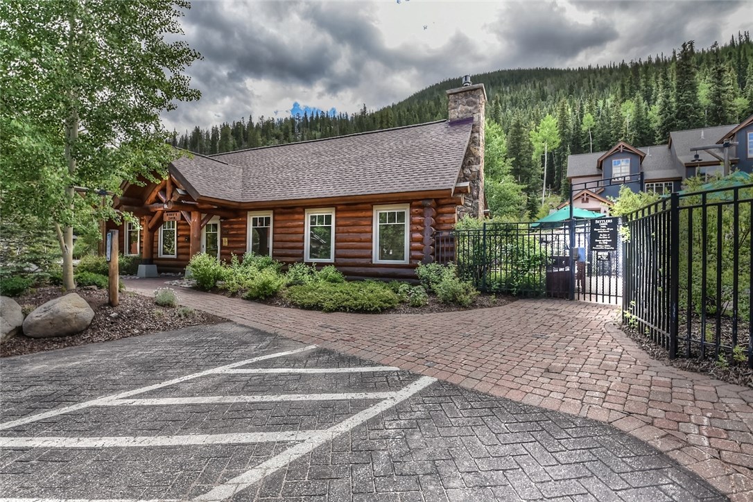 56 Wolf Rock ROAD