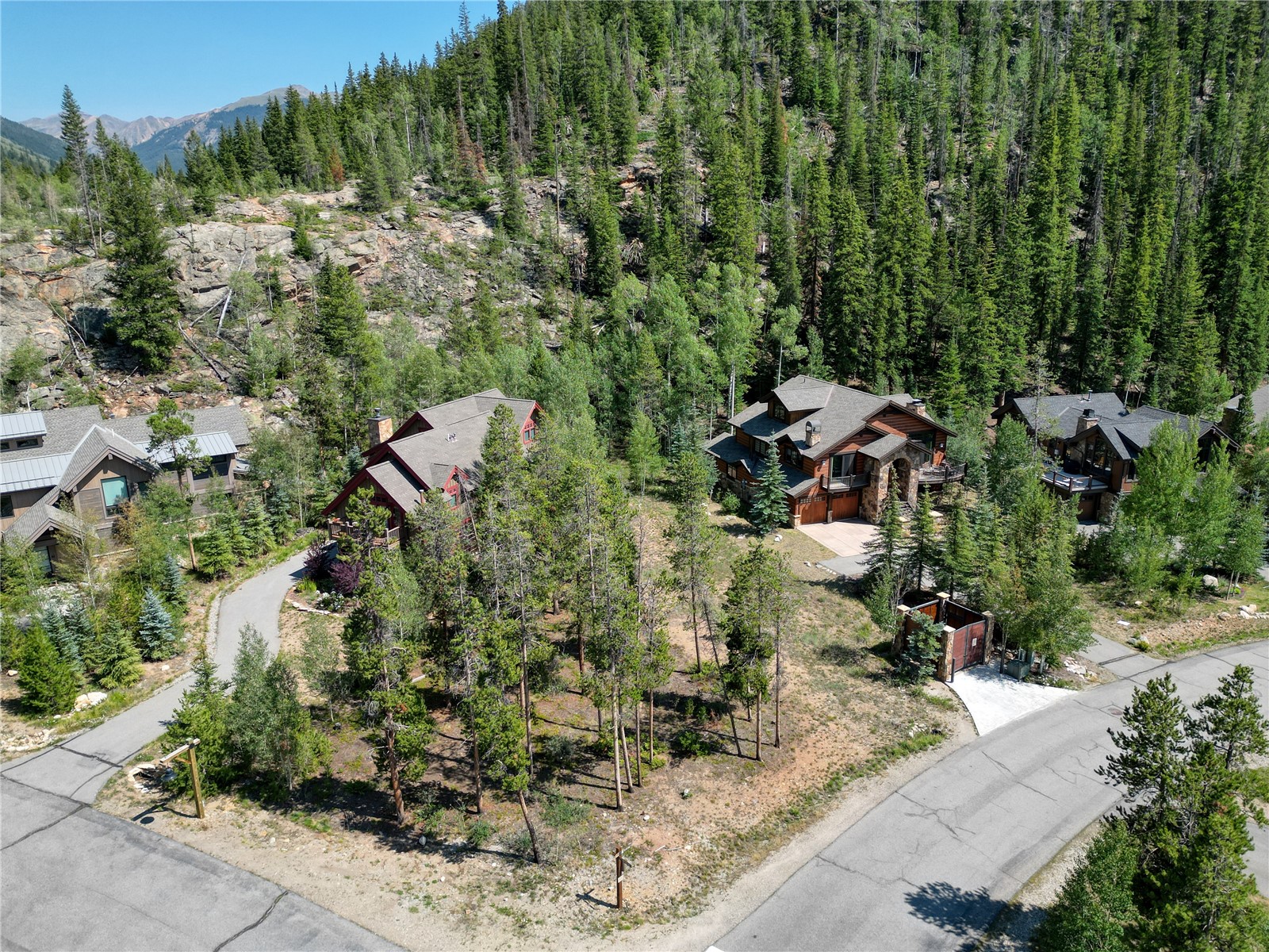 56 Wolf Rock ROAD