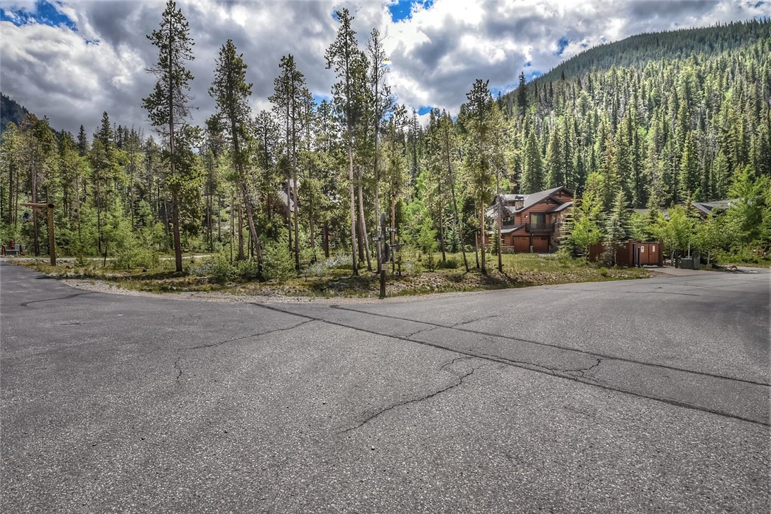 56 Wolf Rock ROAD