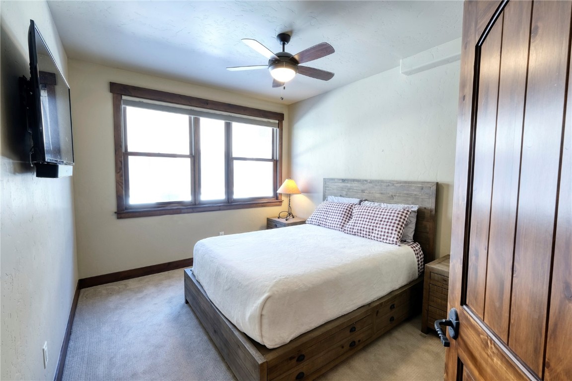 421 Rainbow DRIVE 12