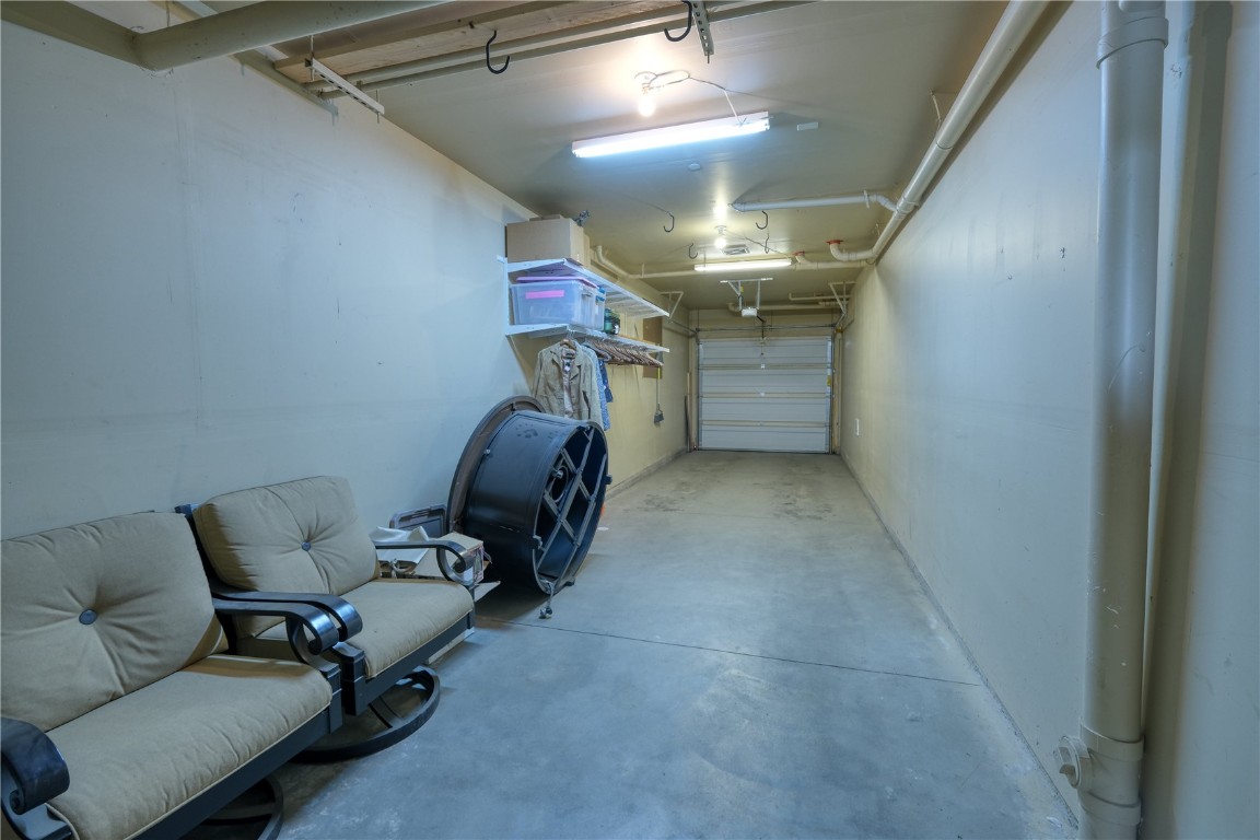 421 Rainbow DRIVE 12