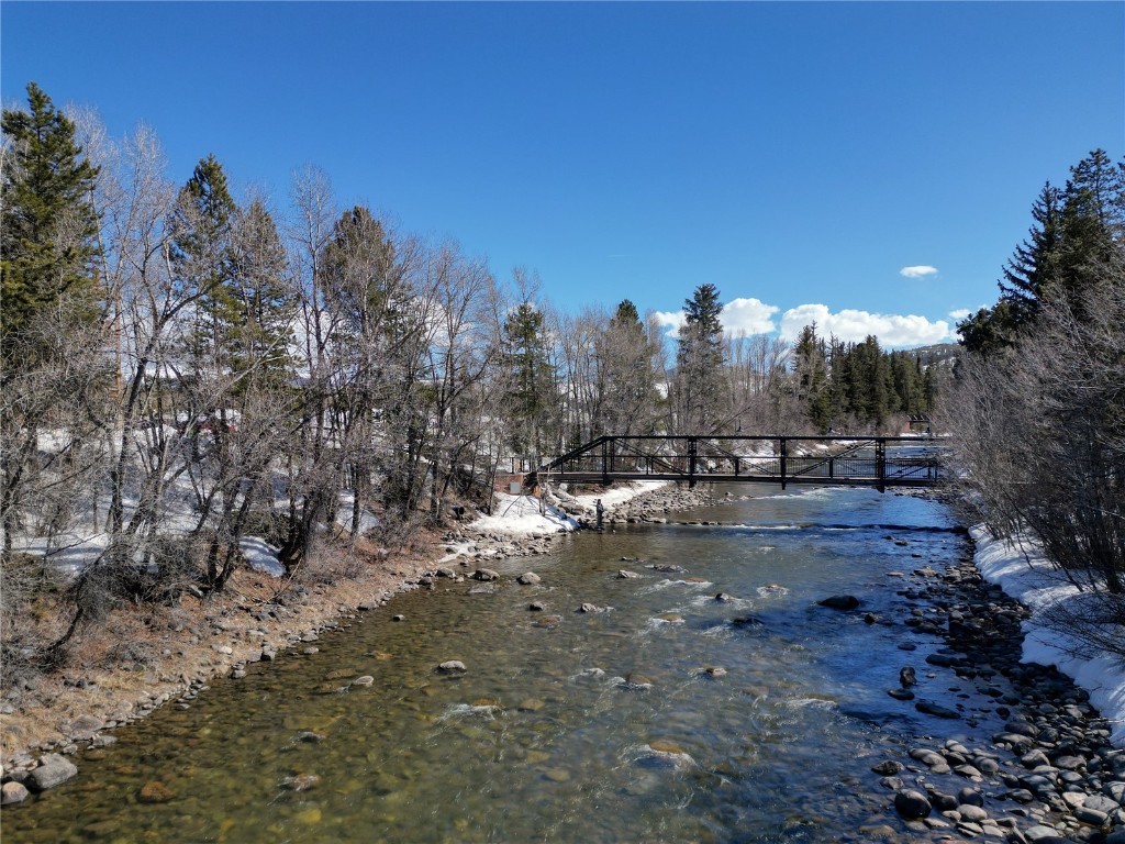421 Rainbow DRIVE 12