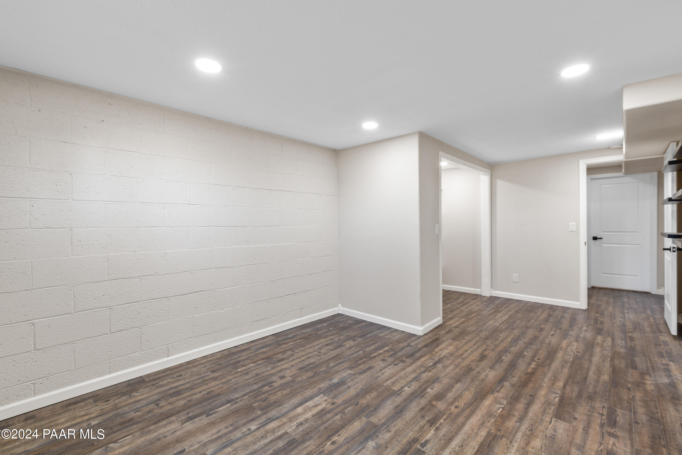 1143 Sierra Vista Drive