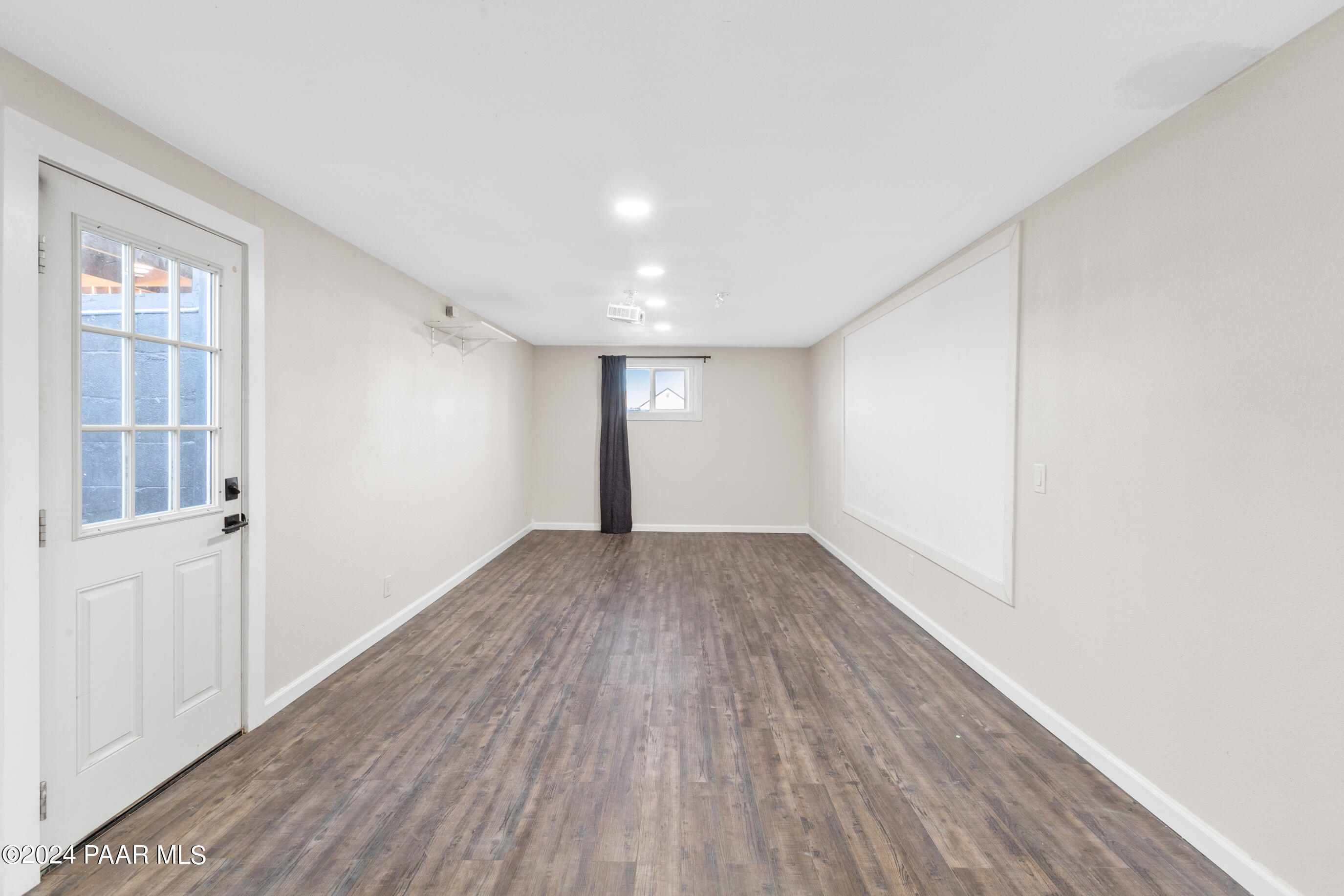 1143 Sierra Vista Drive