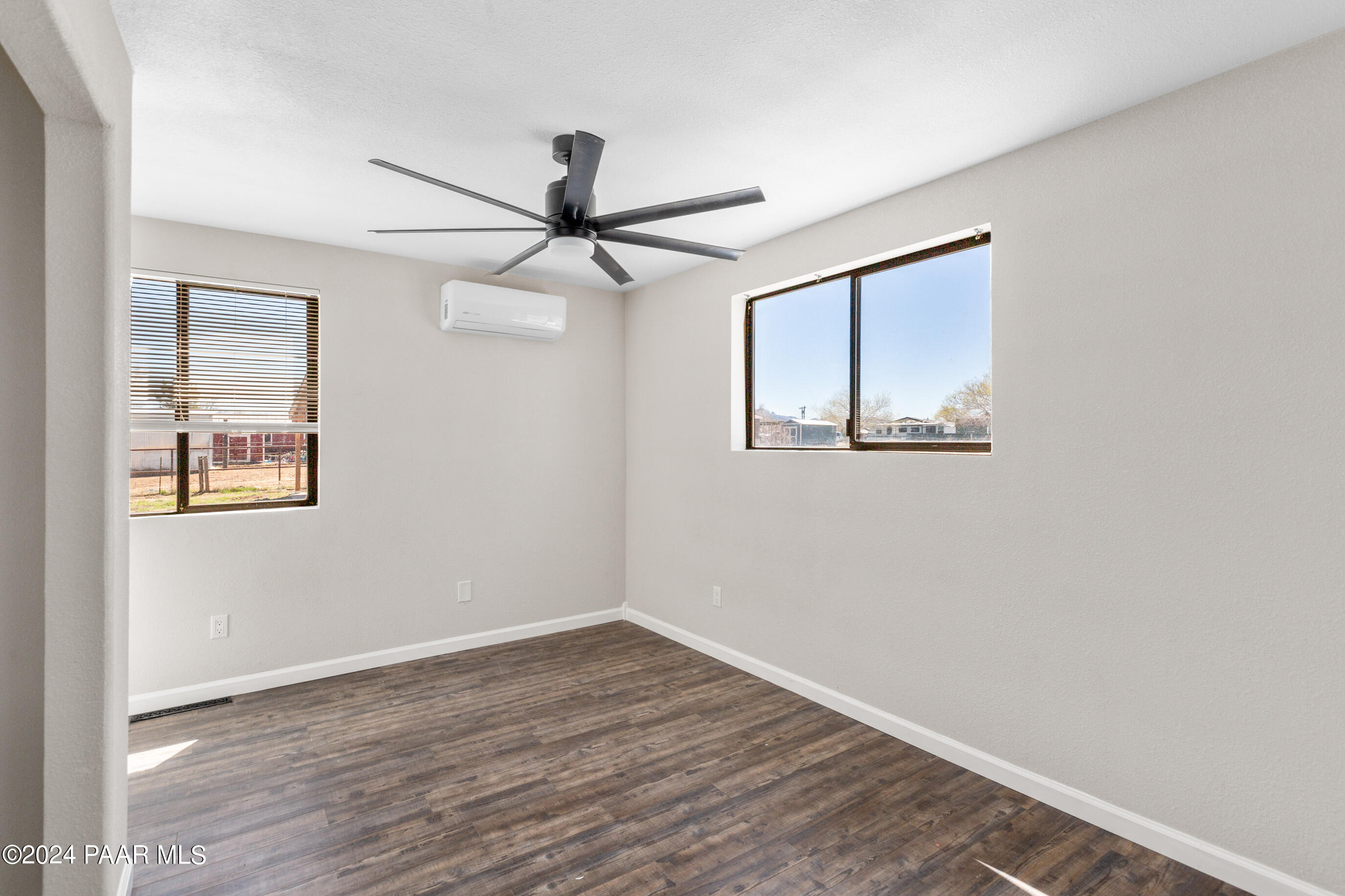 1143 Sierra Vista Drive