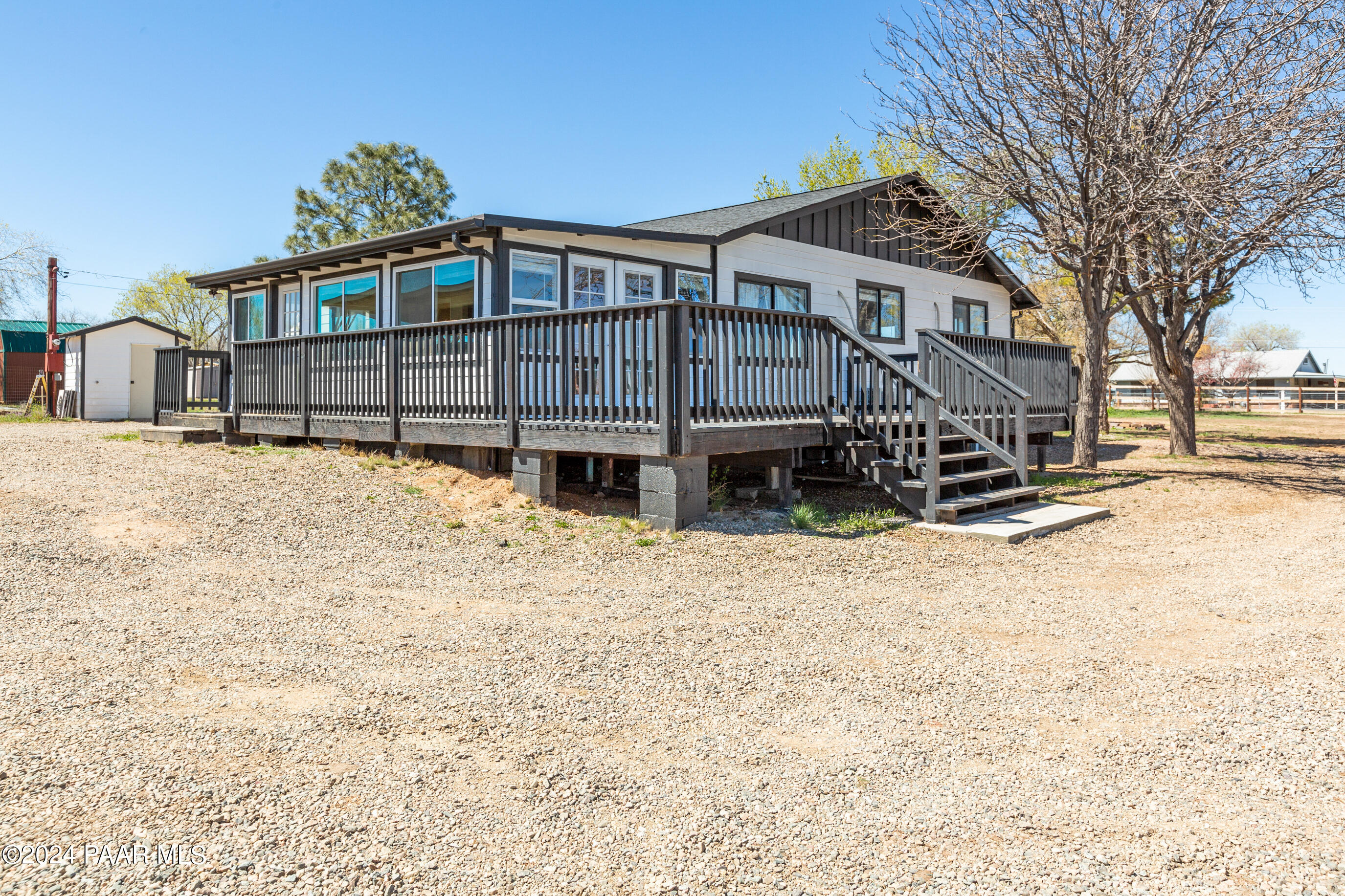 1143 Sierra Vista Drive