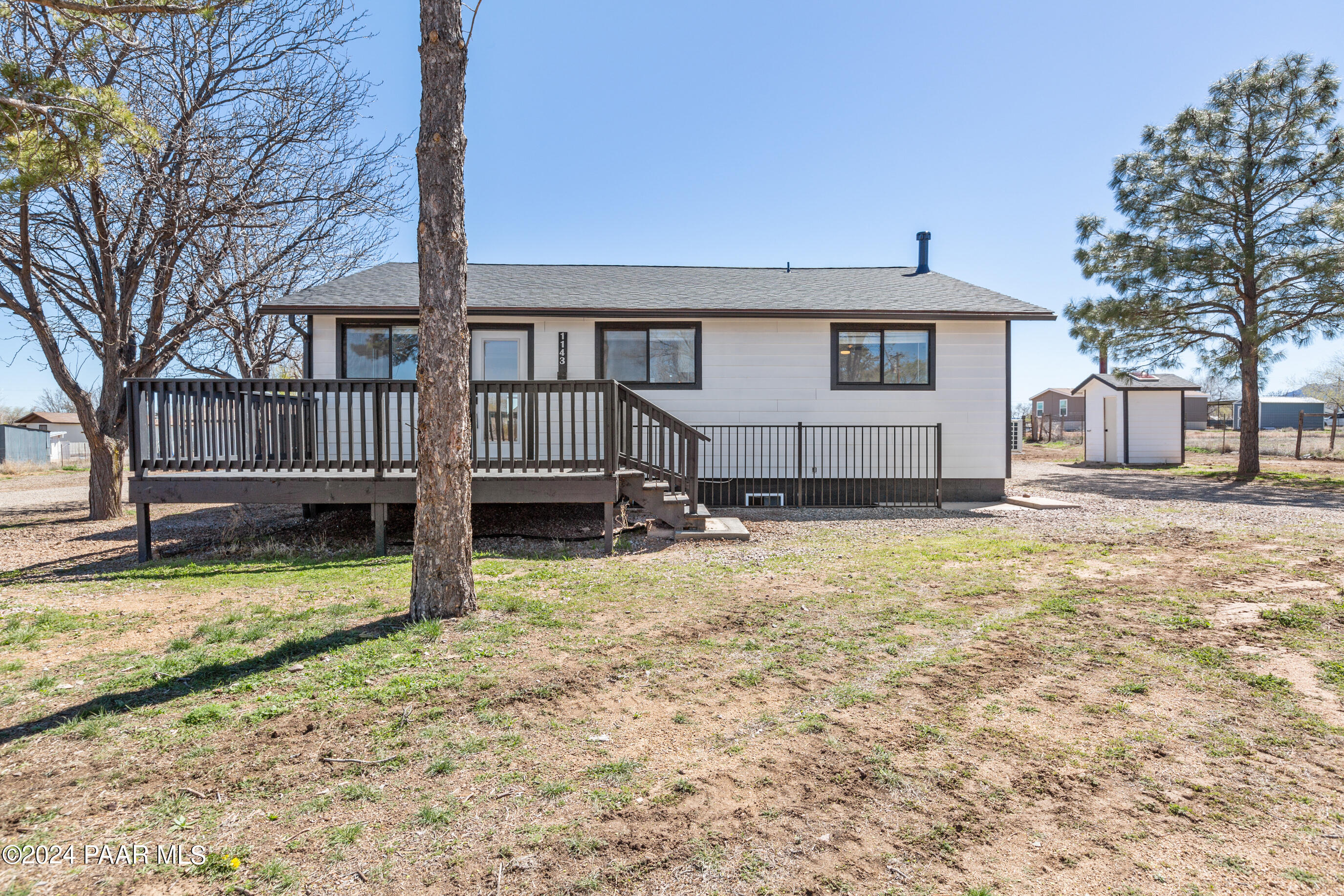 1143 Sierra Vista Drive
