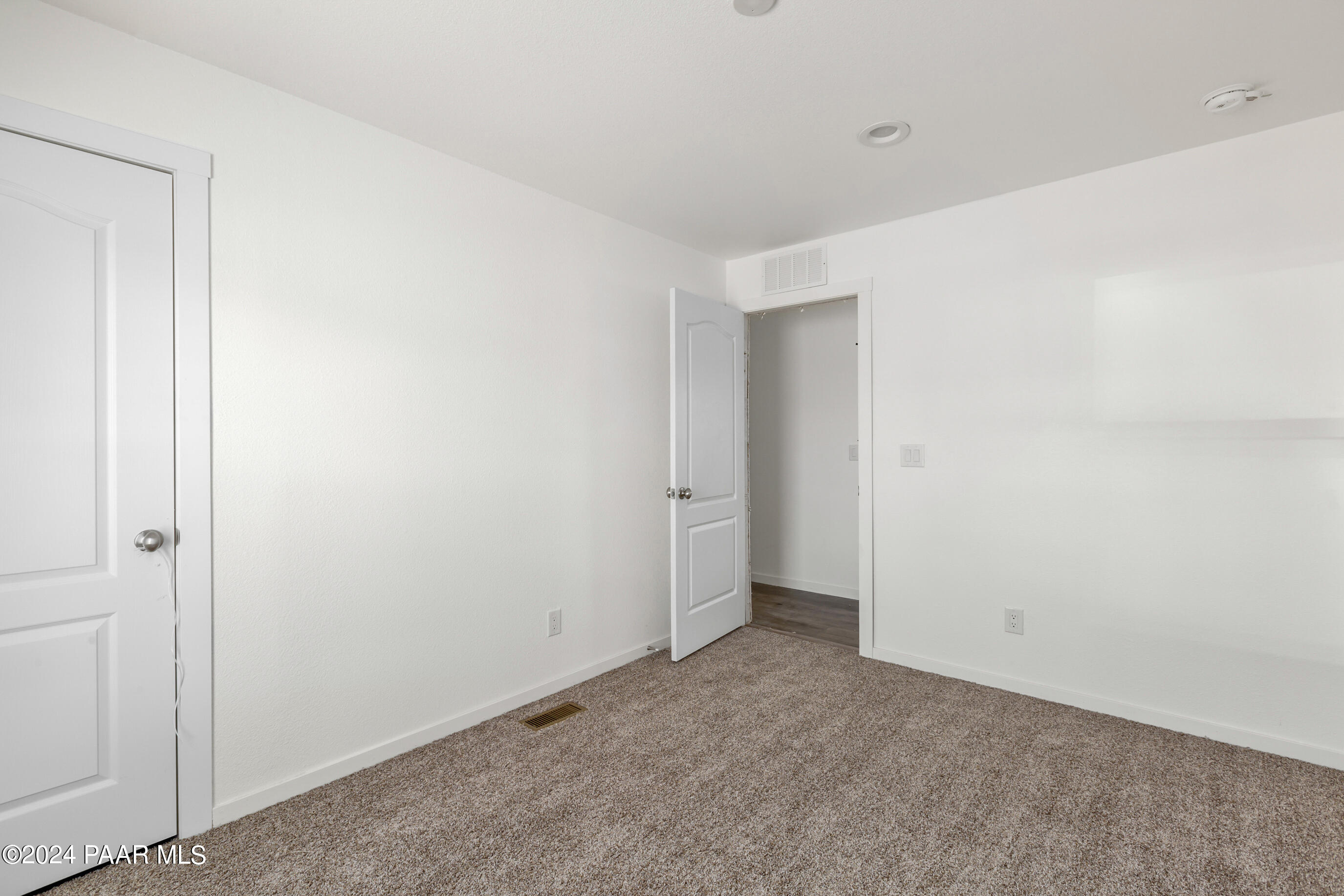 25310 N Lakeside Drive