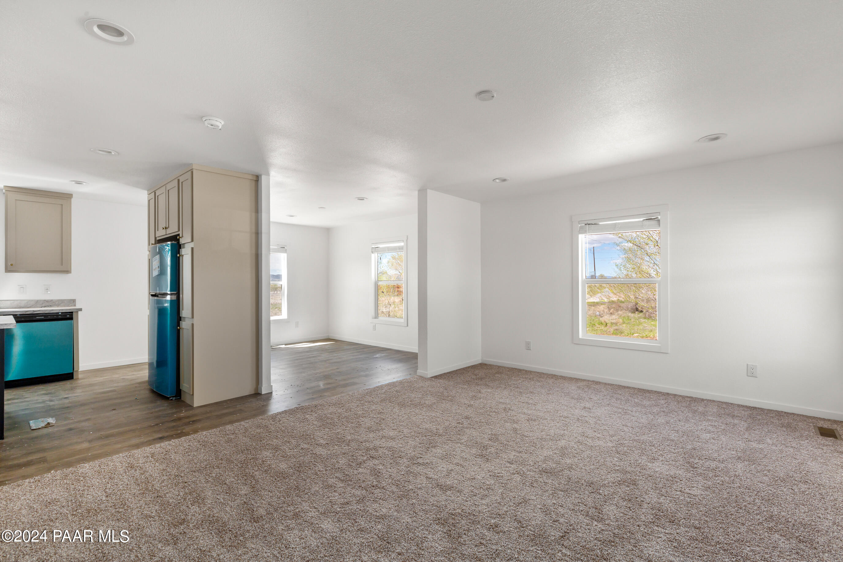25310 N Lakeside Drive