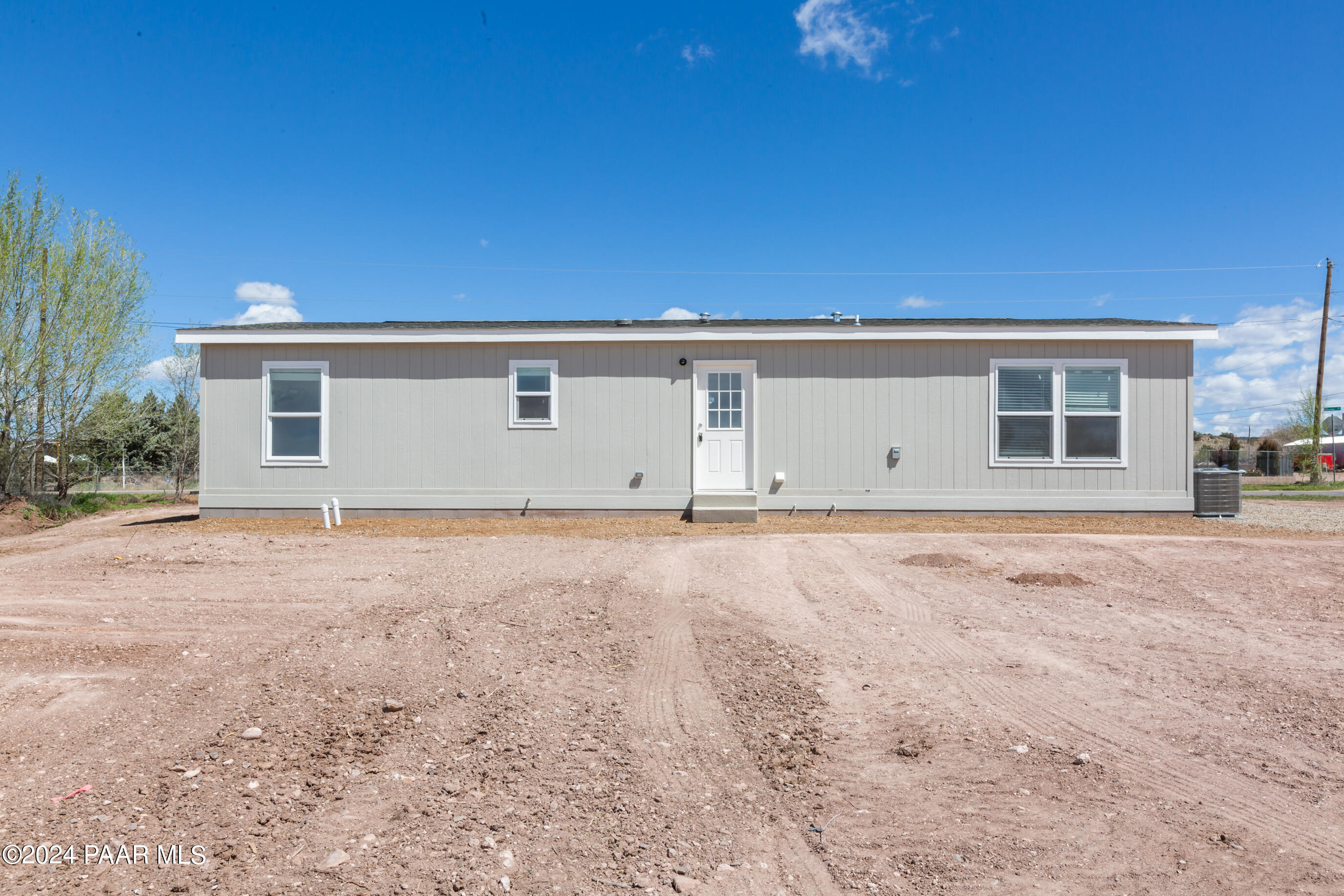 25310 N Lakeside Drive