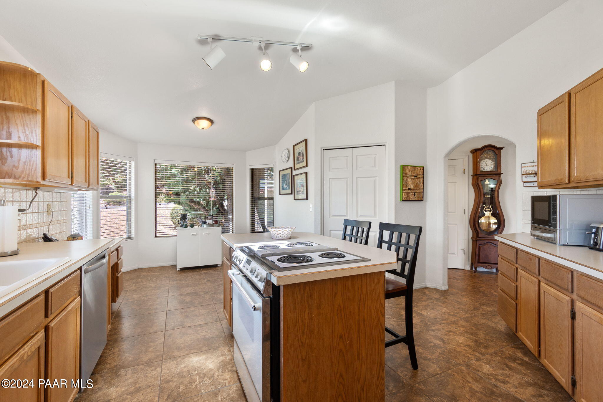 4756 Hornet Drive