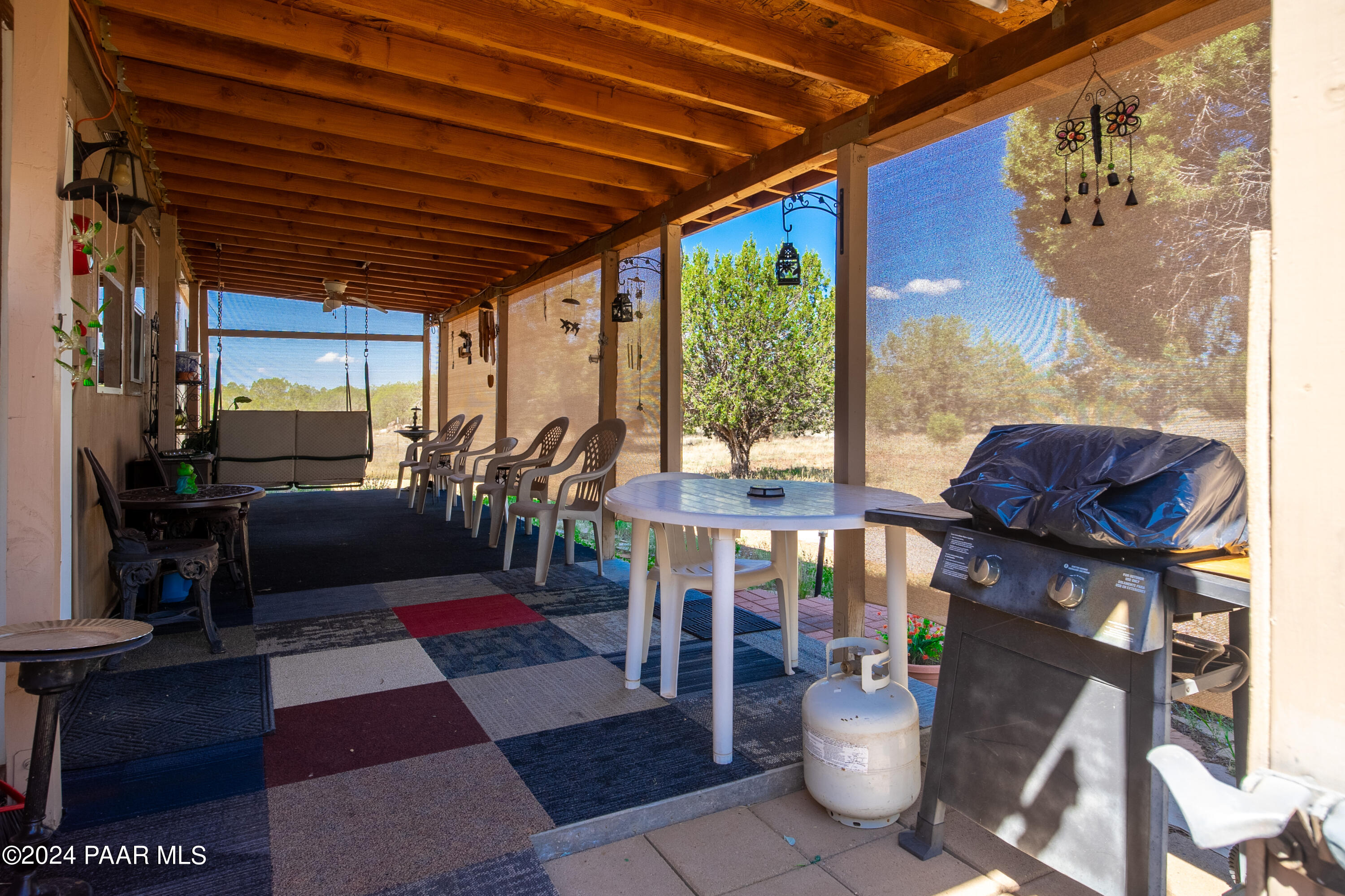 205 W Ridgeview Drive