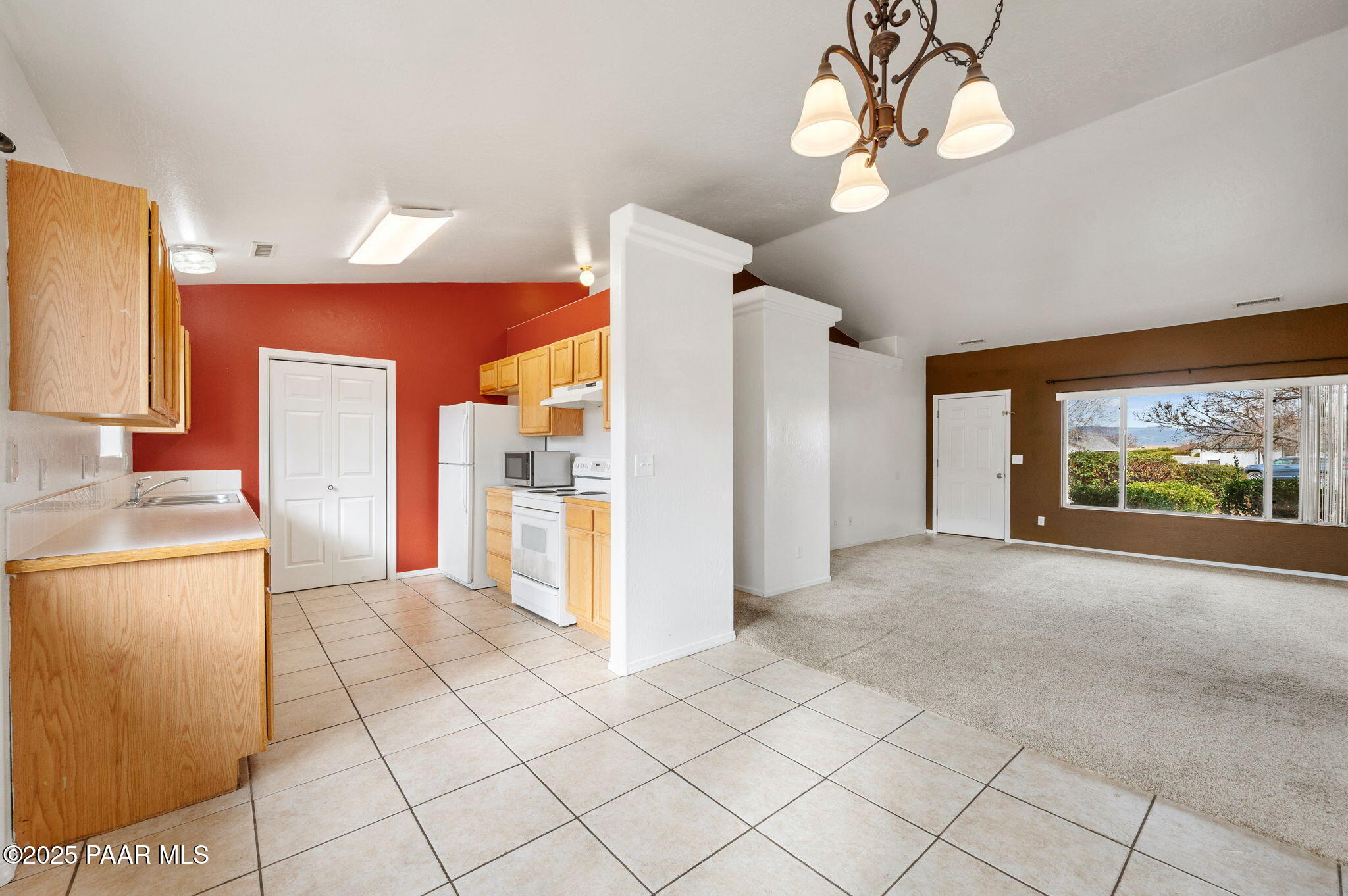 4600 N Spouse Circle
