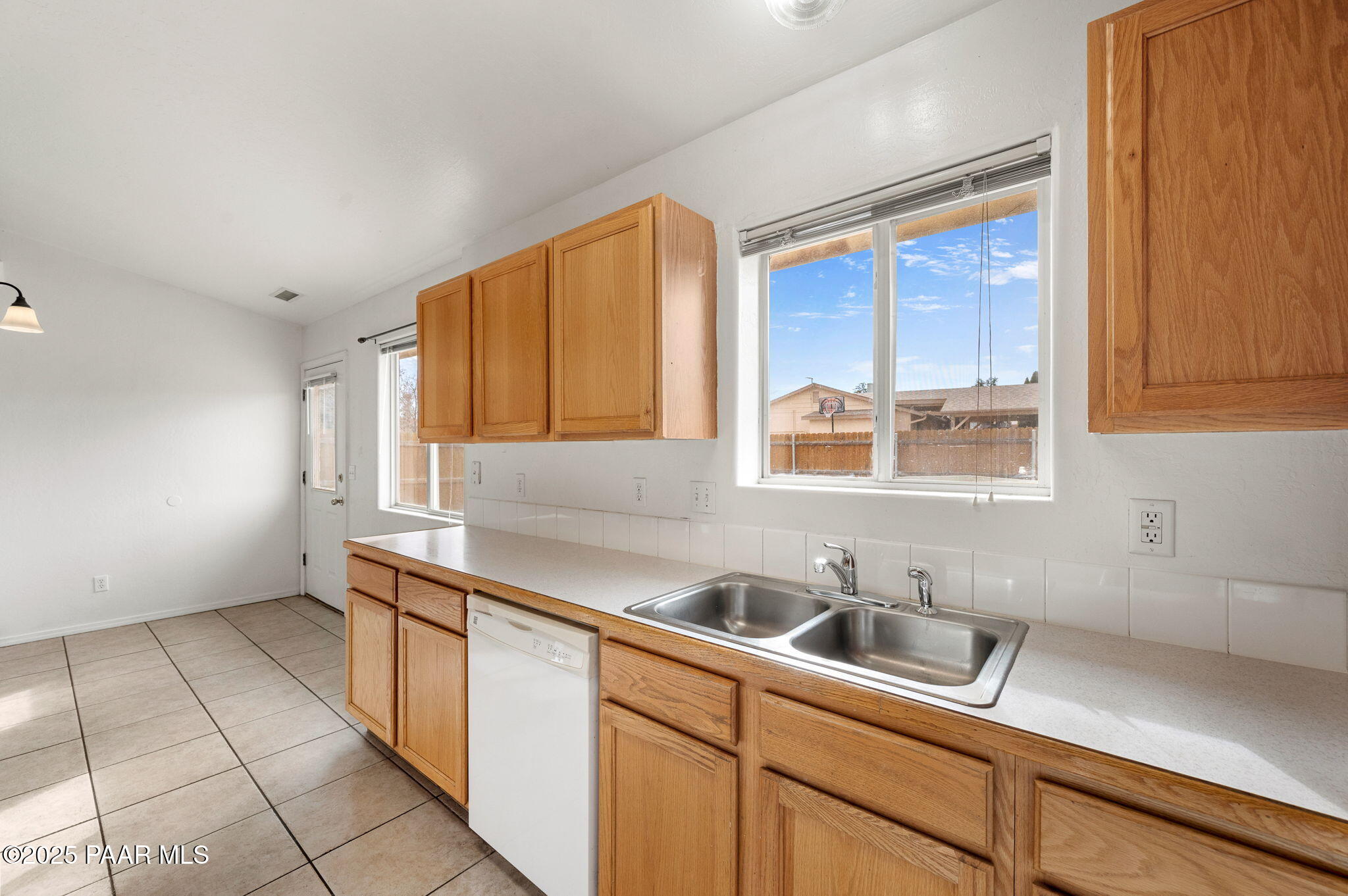 4600 N Spouse Circle