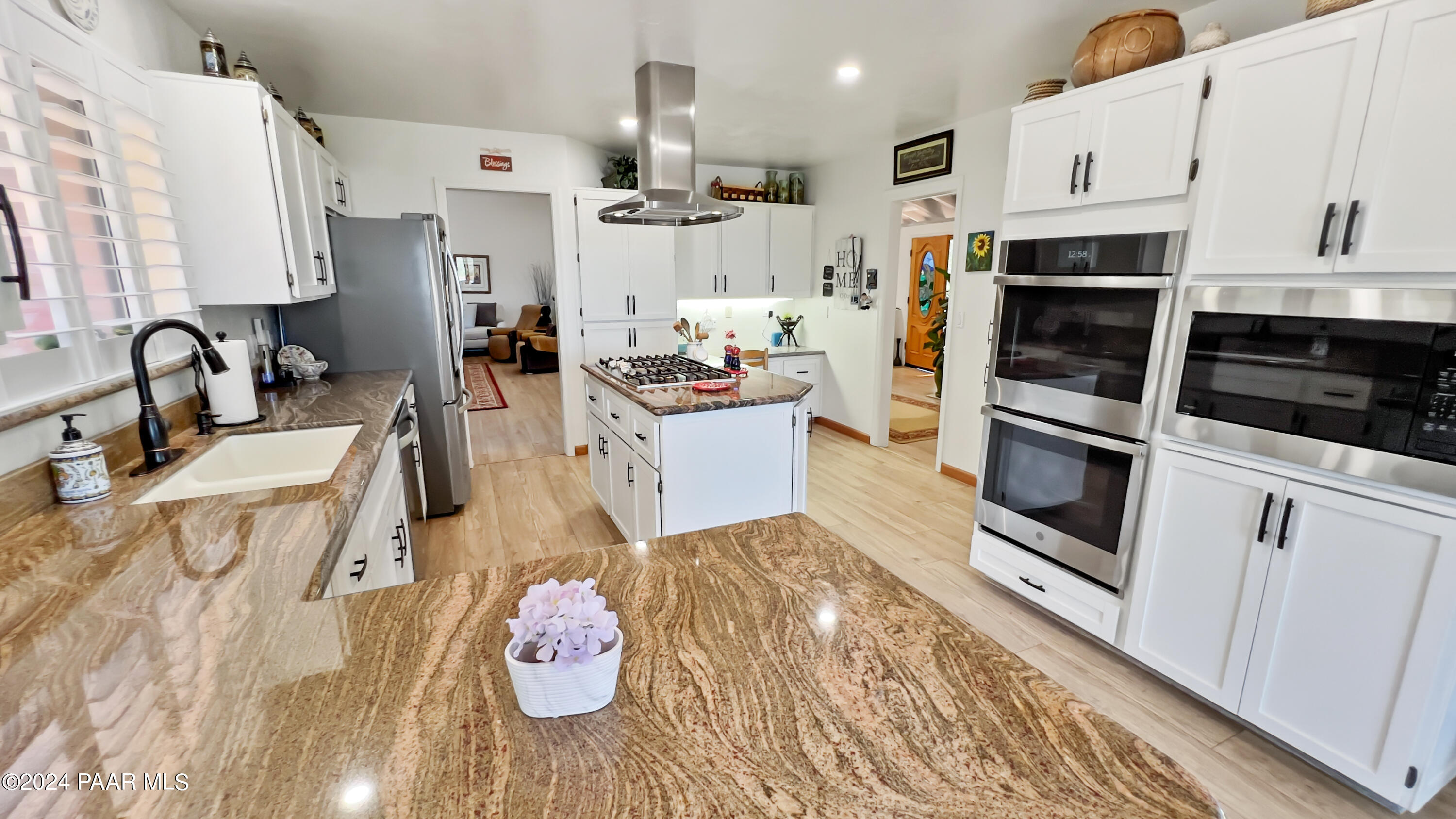 123 N Murphy Way
