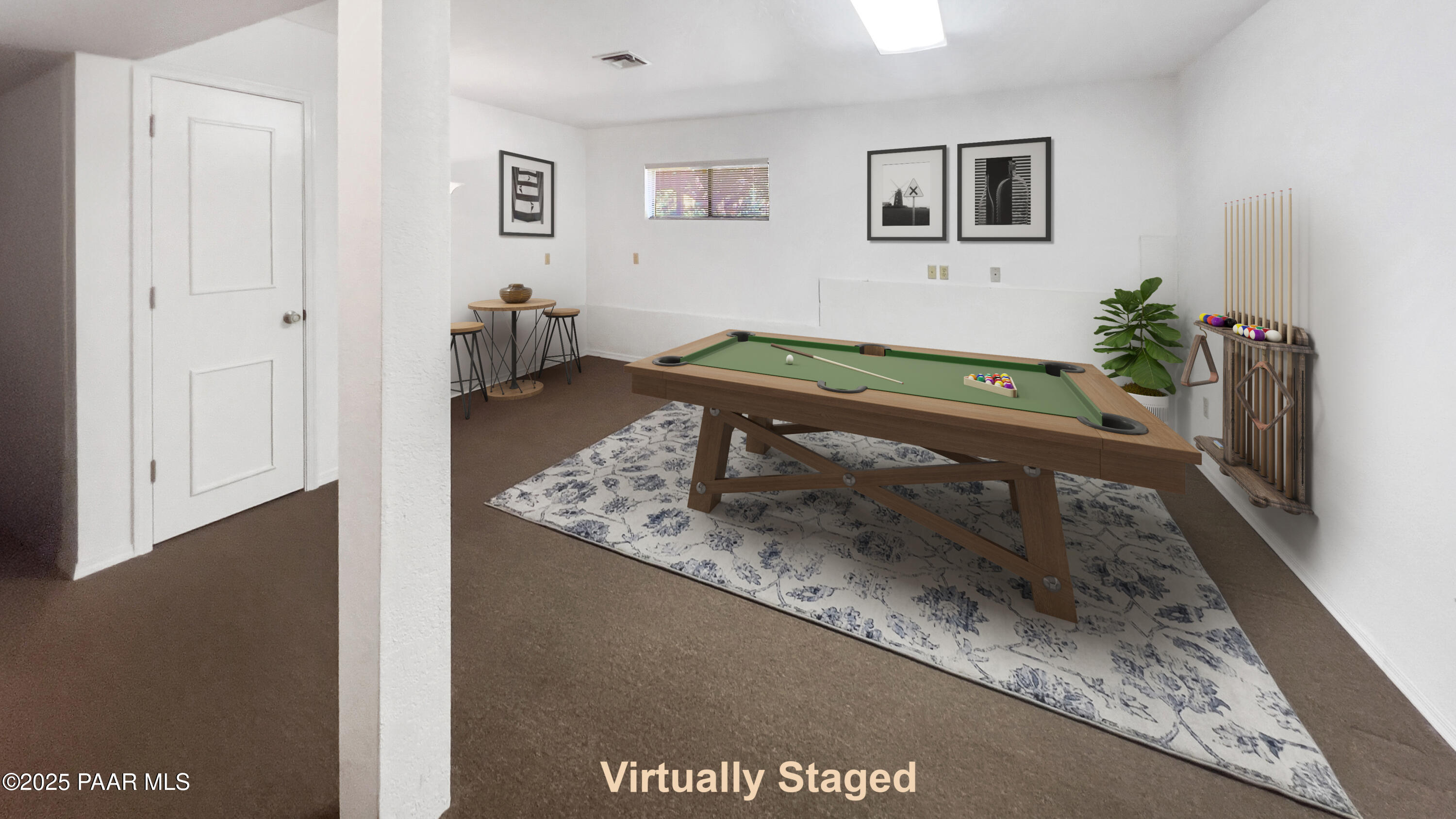 123 N Murphy Way