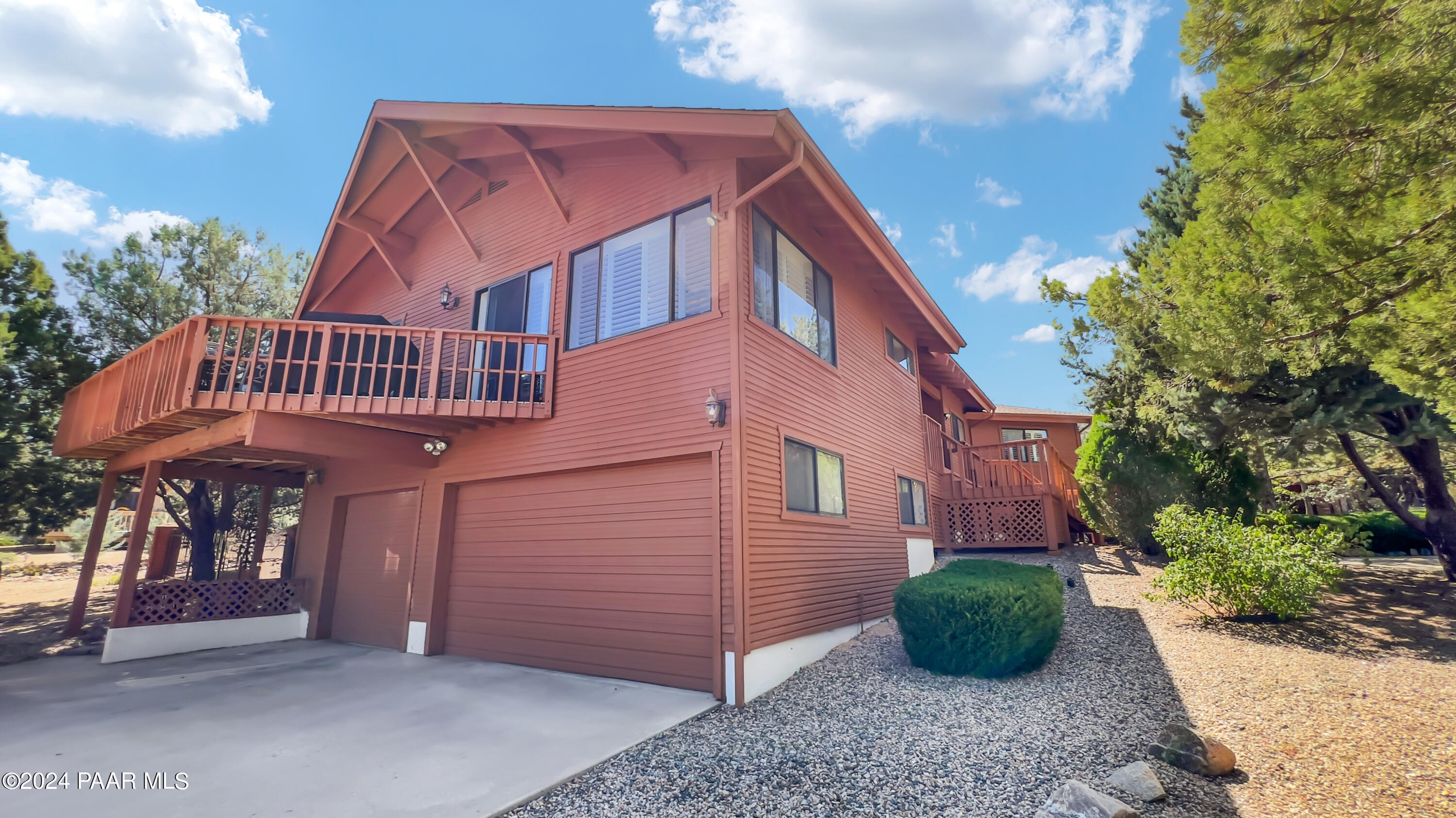 123 N Murphy Way