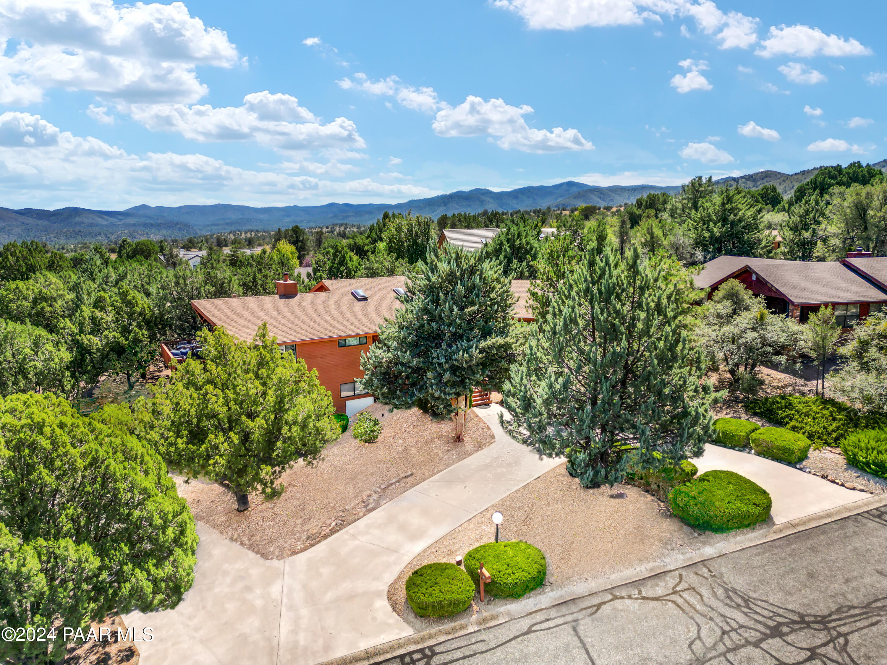 123 N Murphy Way