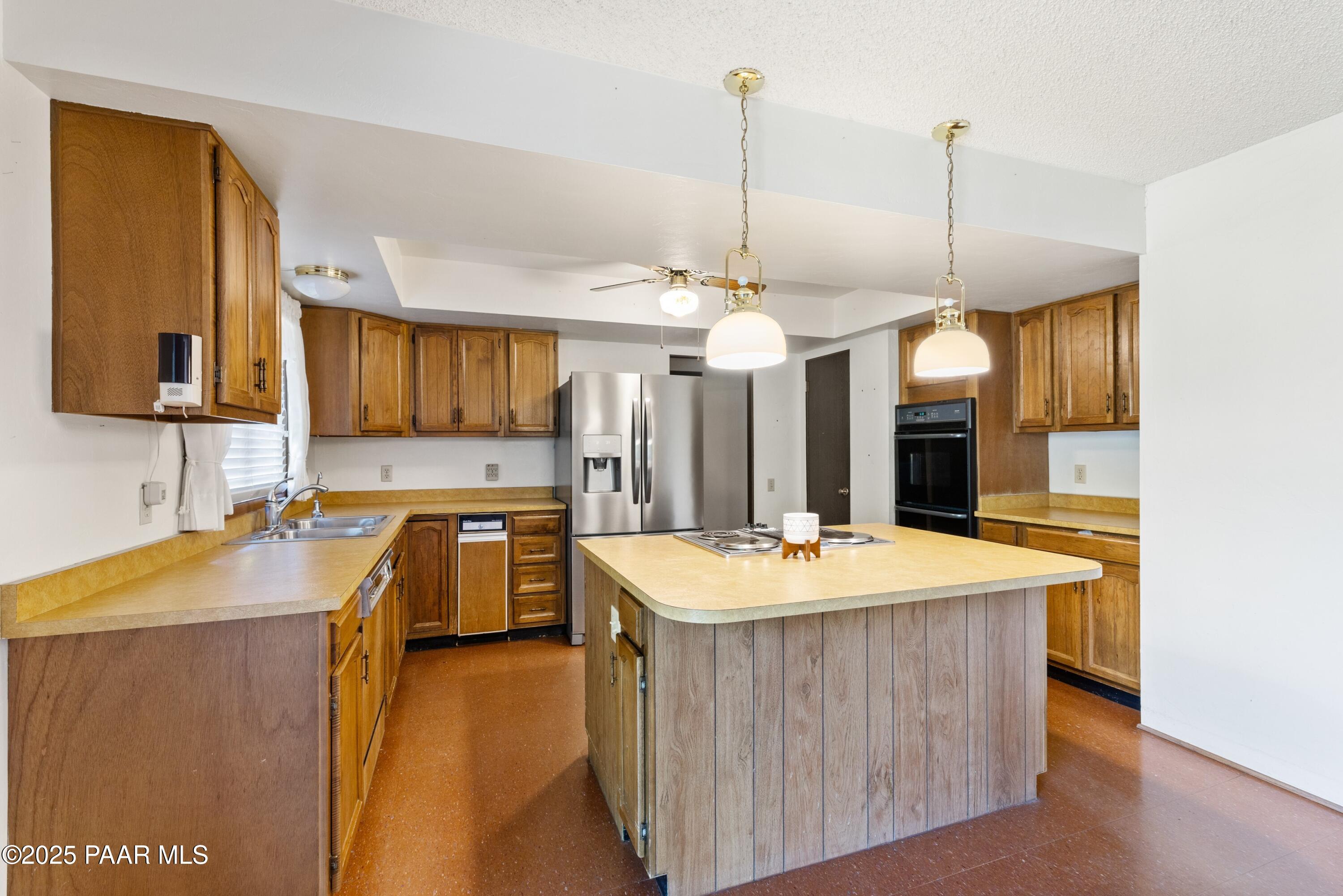 619 Dragonfly Drive