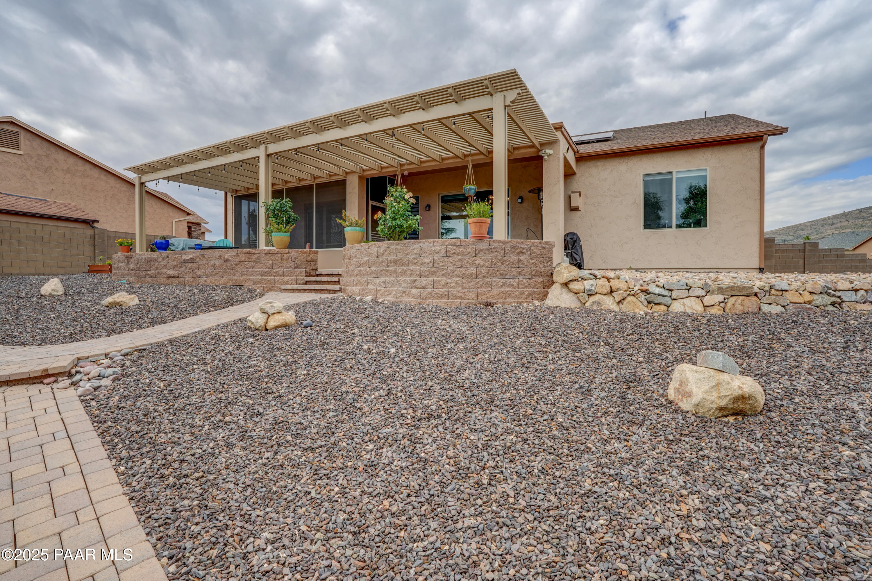 6020 E Tanridge Drive